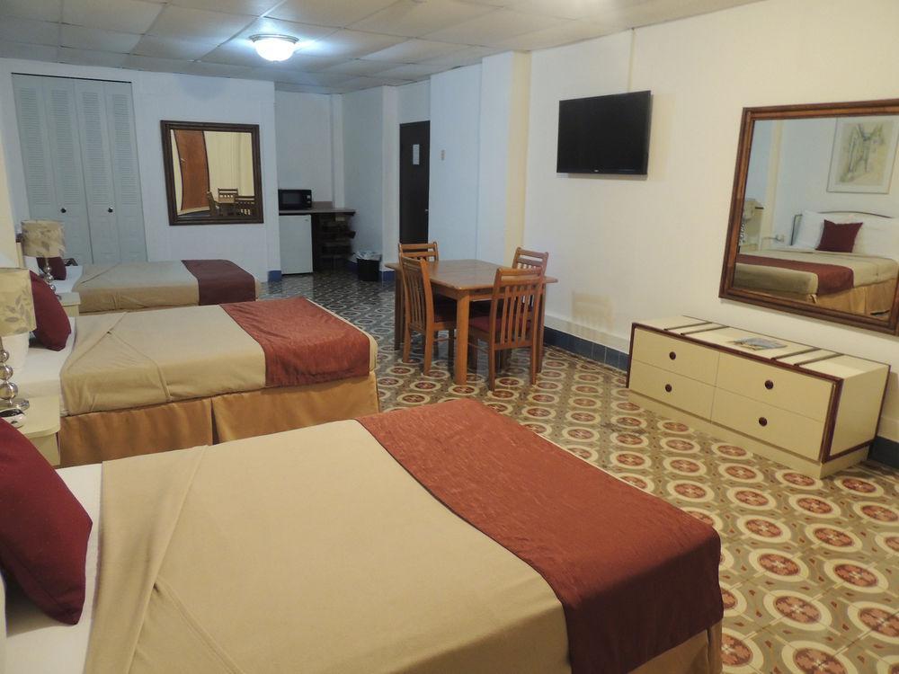 Hotel Colonial มายาเกซ ภายนอก รูปภาพ